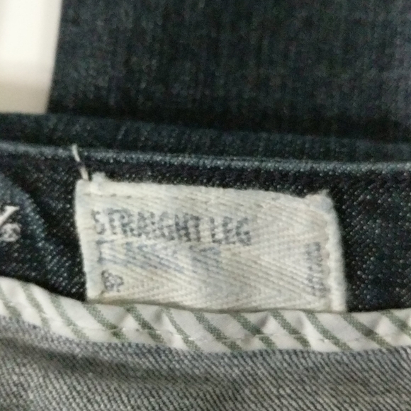 St. John's Bay Straight Leg Classic Fit Dark Wash Jeans - size 8 Petite - Picture 3 of 7